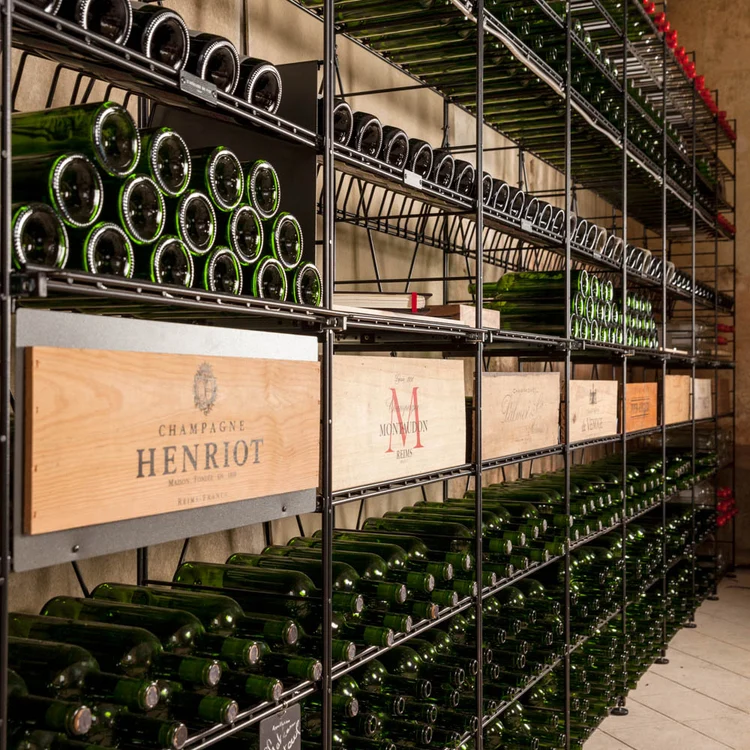 AIV wijnrek hoeklegger